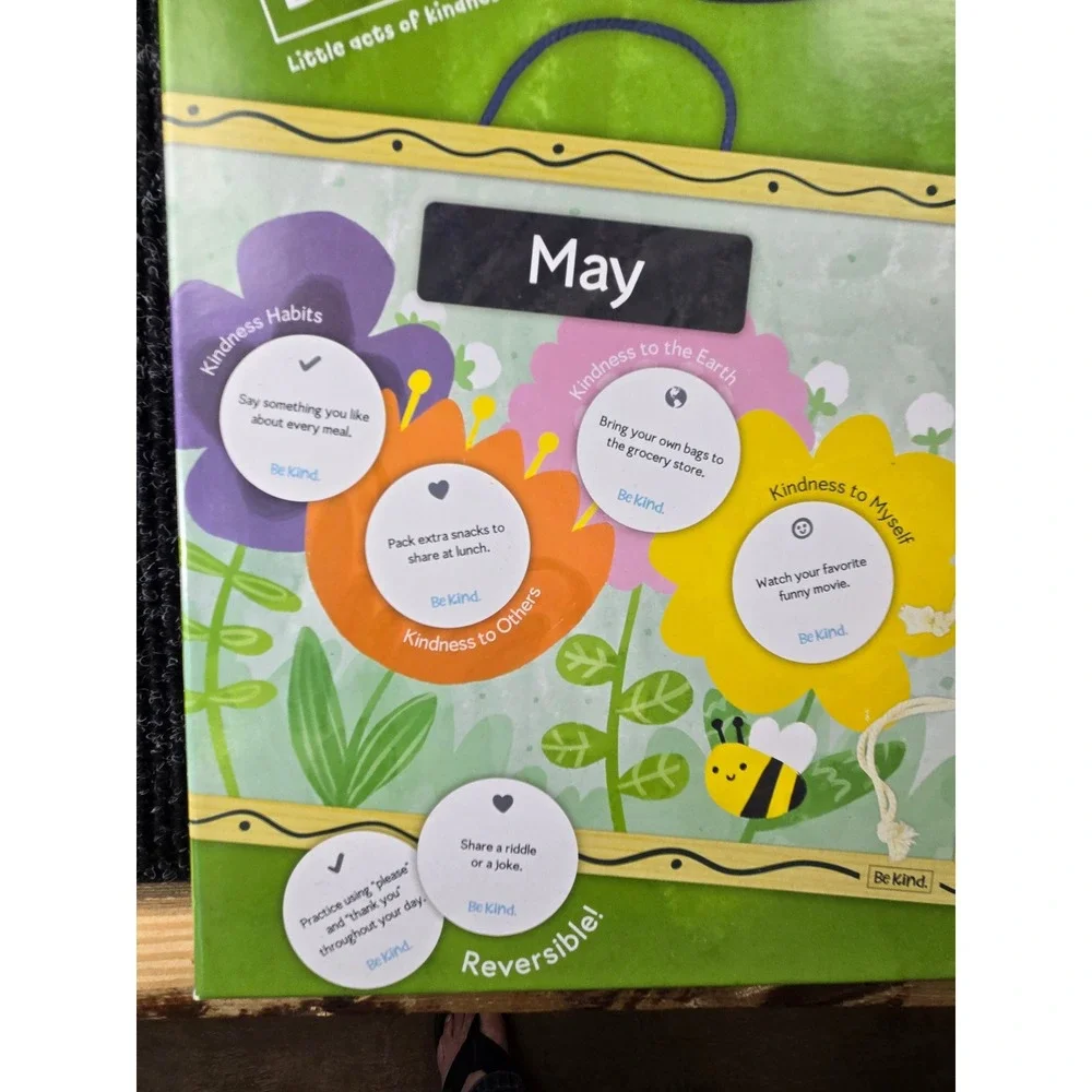 Peaceable Kingdom A Year of Kindness Magnetic Activity Board Set‎ Ages 6+